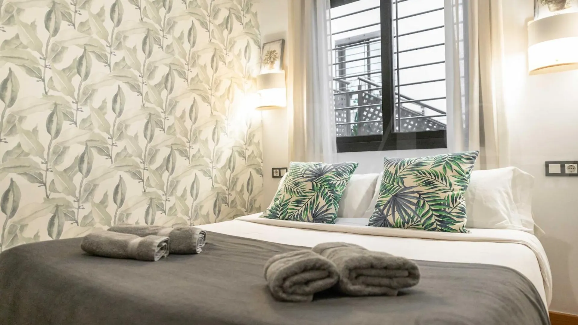 Relaxing Apartment With Parking - Center By Rems Malaga