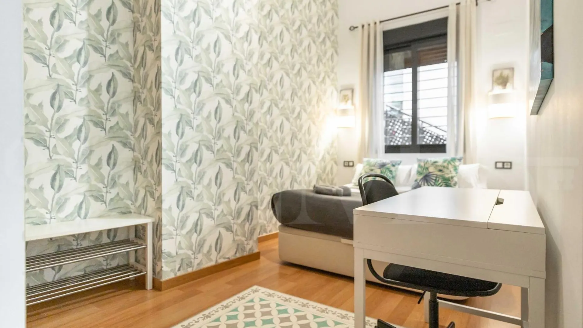 Relaxing Apartment With Parking - Center By Rems Malaga Spain