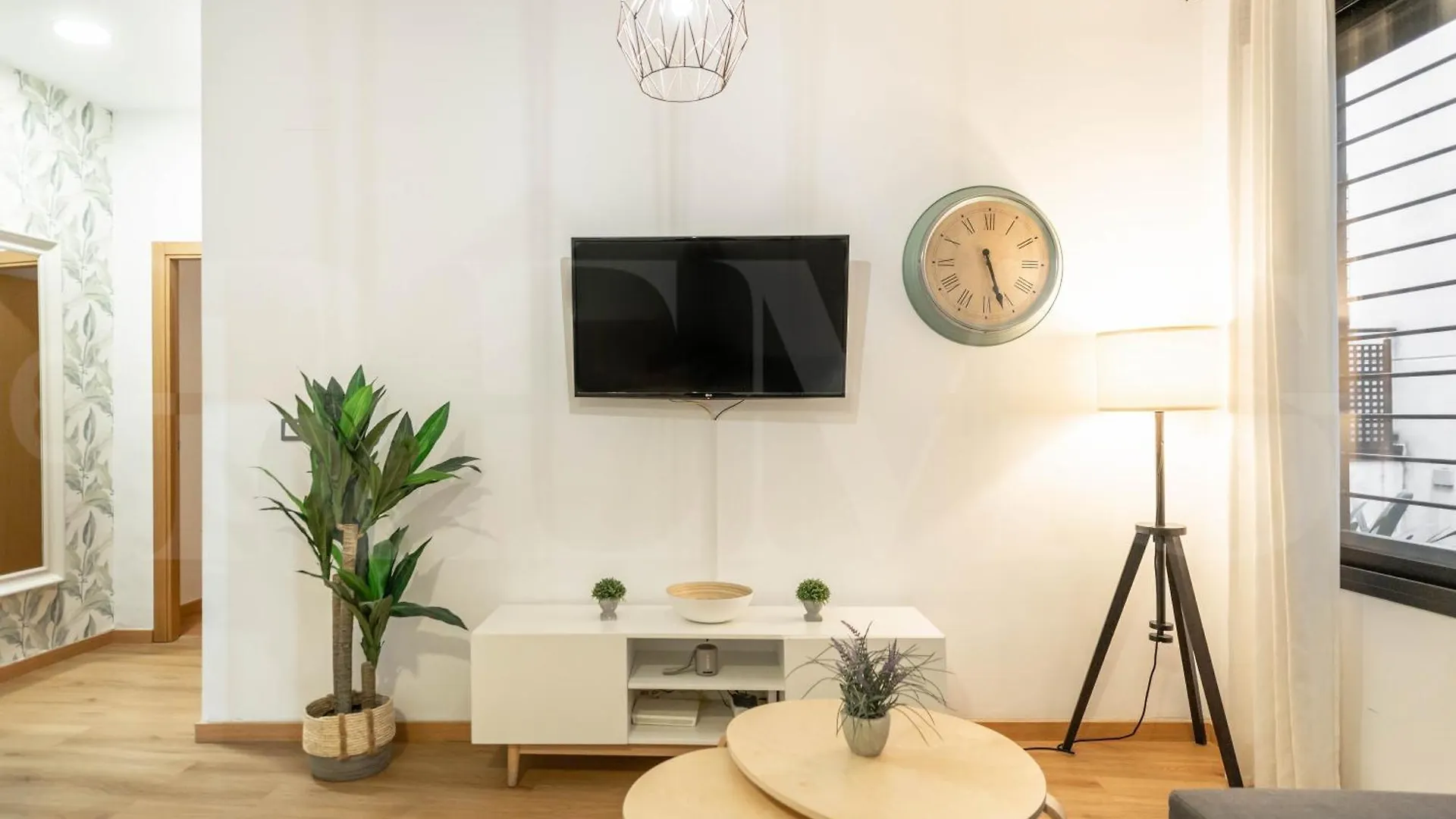 Relaxing Apartment With Parking - Center By Rems 말라가 0*,  스페인